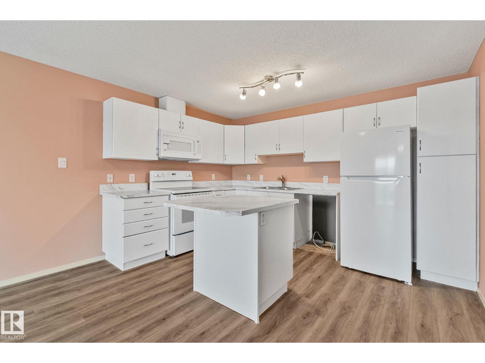 #406 16035 132 St Nw Nw, Edmonton, Alberta  T6V 0B4 - Photo 4 - E4474856