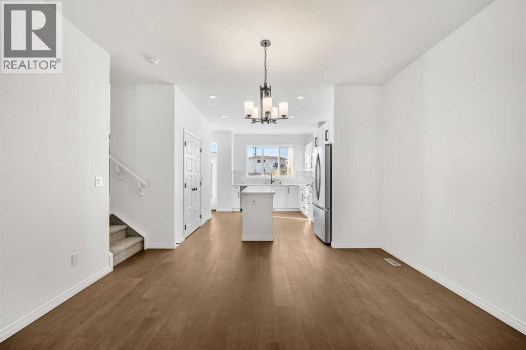 751 Homestead Drive Ne, Calgary, Alberta  T3J 5V3 - Photo 5 - A2281791