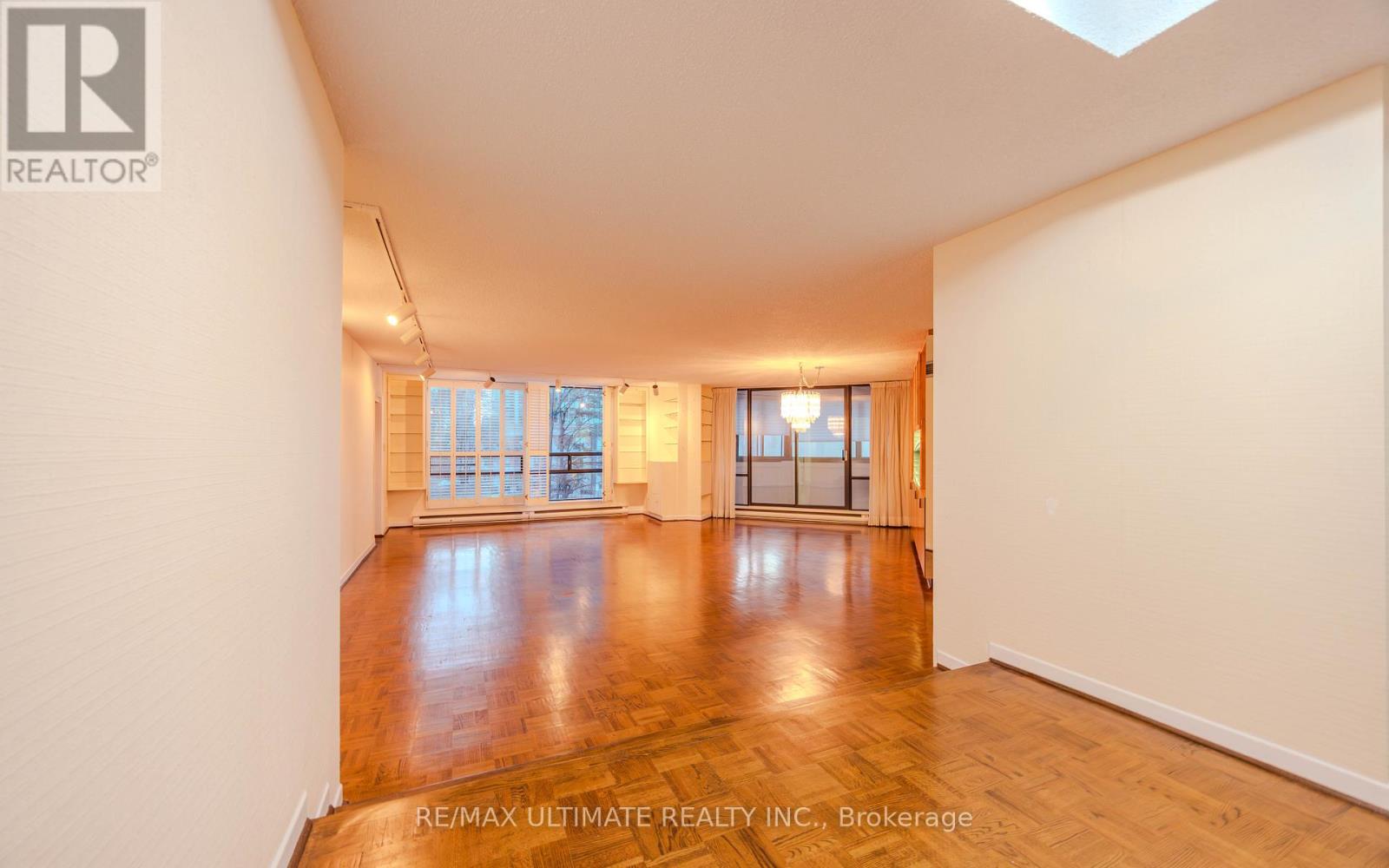 201 - 240 Heath Street W, Toronto, Ontario M5P 3L5 - Photo 16 - C12841638