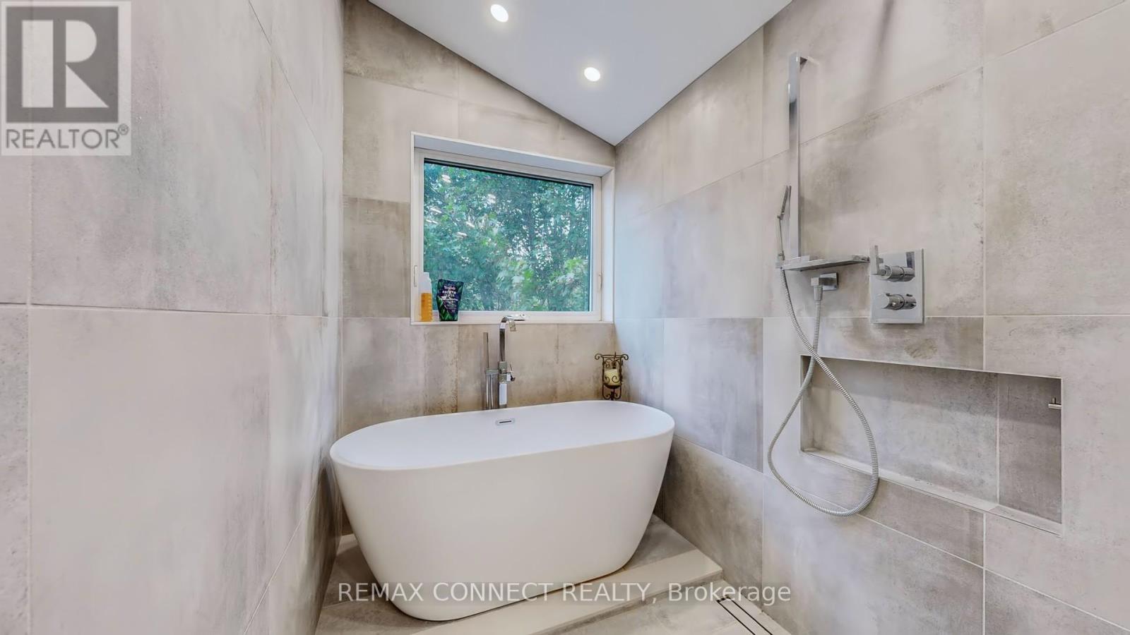 1406 Old Forest Road, Pickering, Ontario  L1V 1N7 - Photo 23 - E12841612