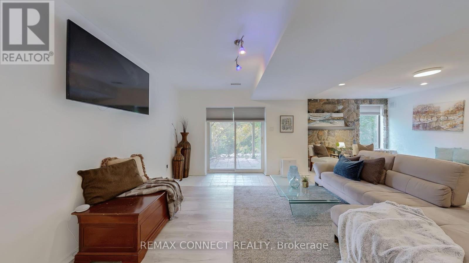 1406 Old Forest Road, Pickering, Ontario  L1V 1N7 - Photo 28 - E12841612