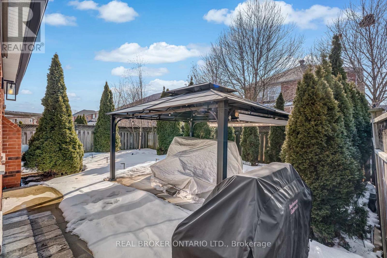 1379 Liverpool Street, Oakville, Ontario  L6M 4P1 - Photo 46 - W12841476