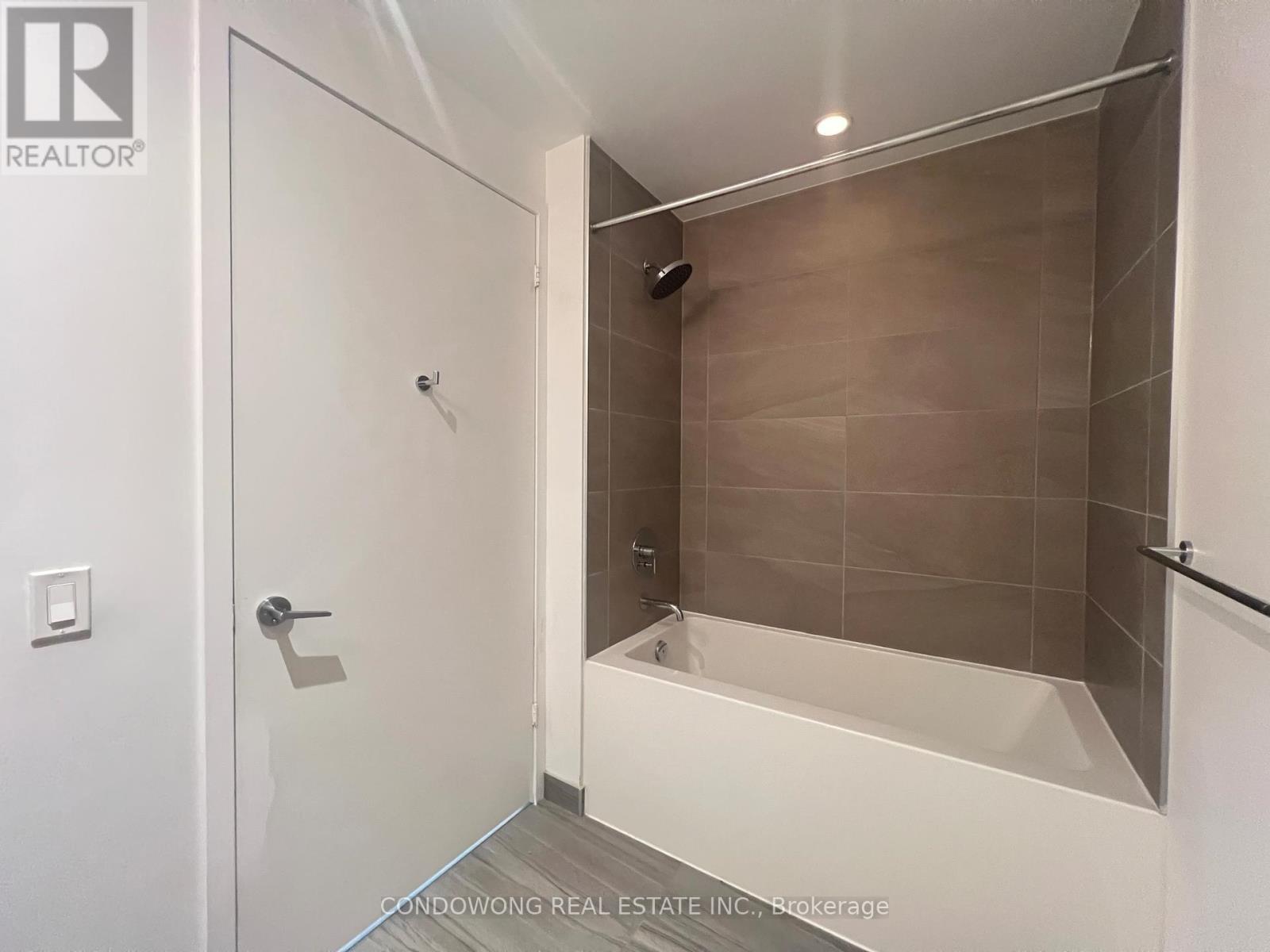 3101 - 5 Buttermill Avenue, Vaughan, Ontario  L4K 0J5 - Photo 11 - N12841606