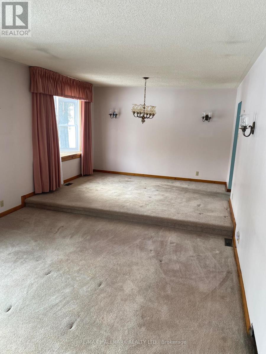 4749 Aurora Road E, Whitchurch-Stouffville, Ontario  L4A 3J8 - Photo 6 - N12841642