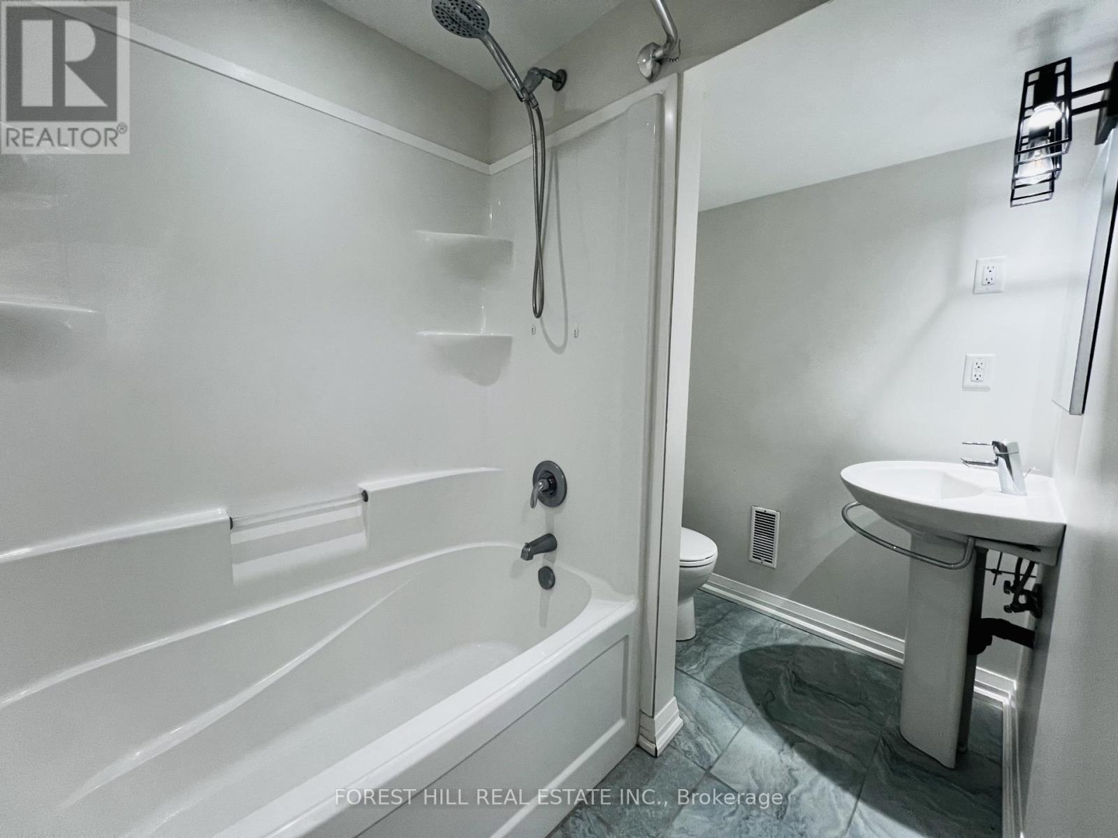 Lower - 48 Steel Street, Barrie (Grove East), Ontario  L4M 2E7 - Photo 19 - S12841640