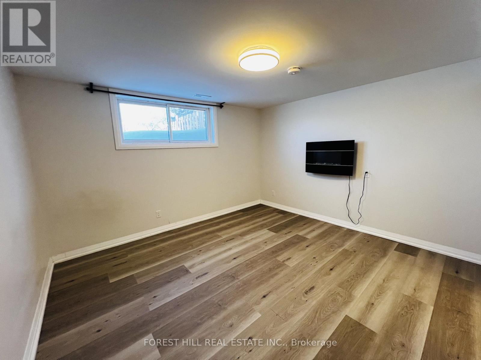 Lower - 48 Steel Street, Barrie (Grove East), Ontario  L4M 2E7 - Photo 22 - S12841640