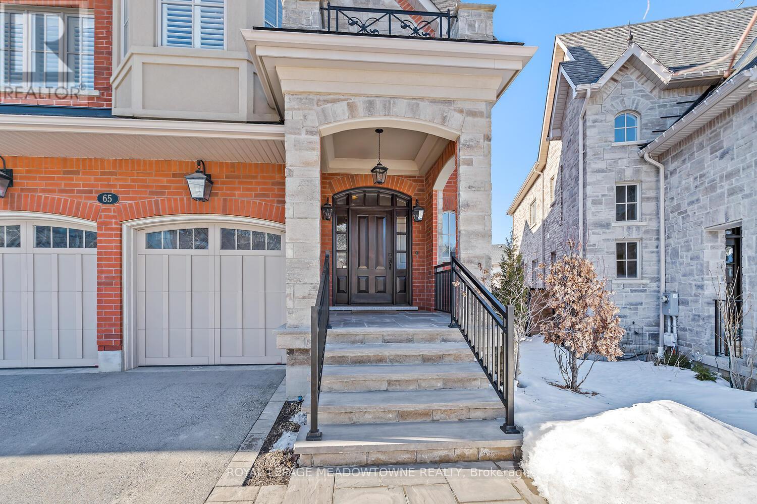 65 Foxtail Court, Halton Hills, Ontario  L7G 0G3 - Photo 4 - W12841600