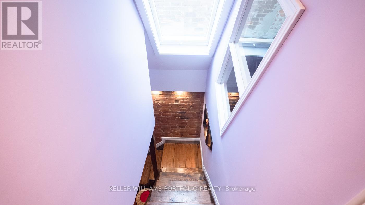 Unit 2 - 184 Franklin Avenue, Toronto, Ontario  M6P 3Y8 - Photo 12 - W12841626