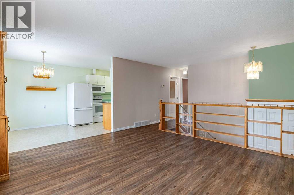 75 Royal Road E, Brooks, Alberta  T1R 0P4 - Photo 11 - A2289747