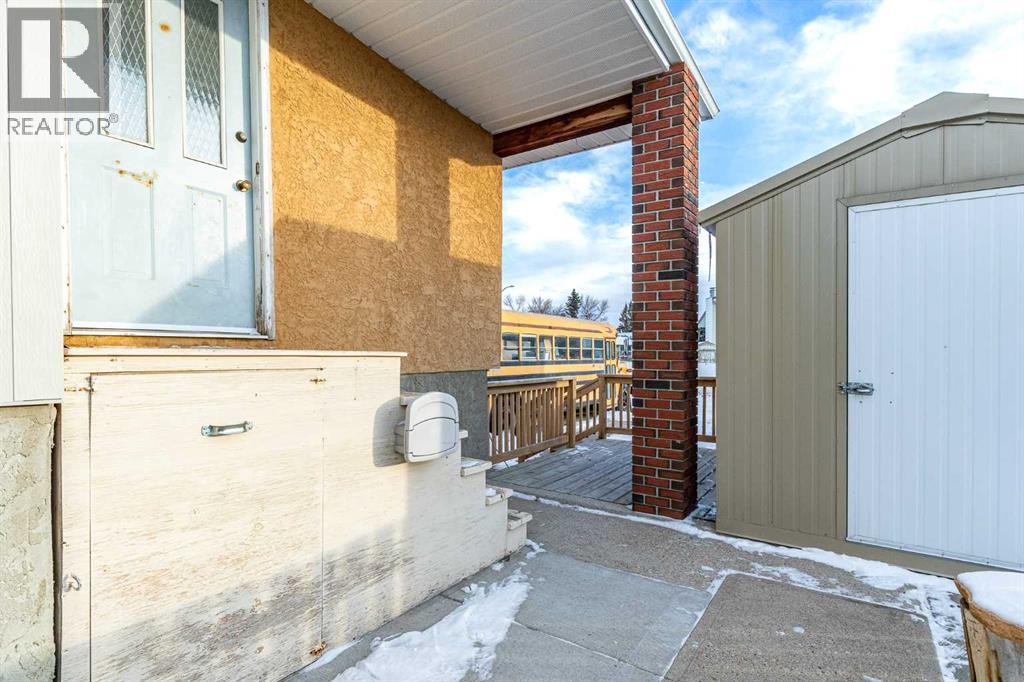 75 Royal Road E, Brooks, Alberta  T1R 0P4 - Photo 47 - A2289747