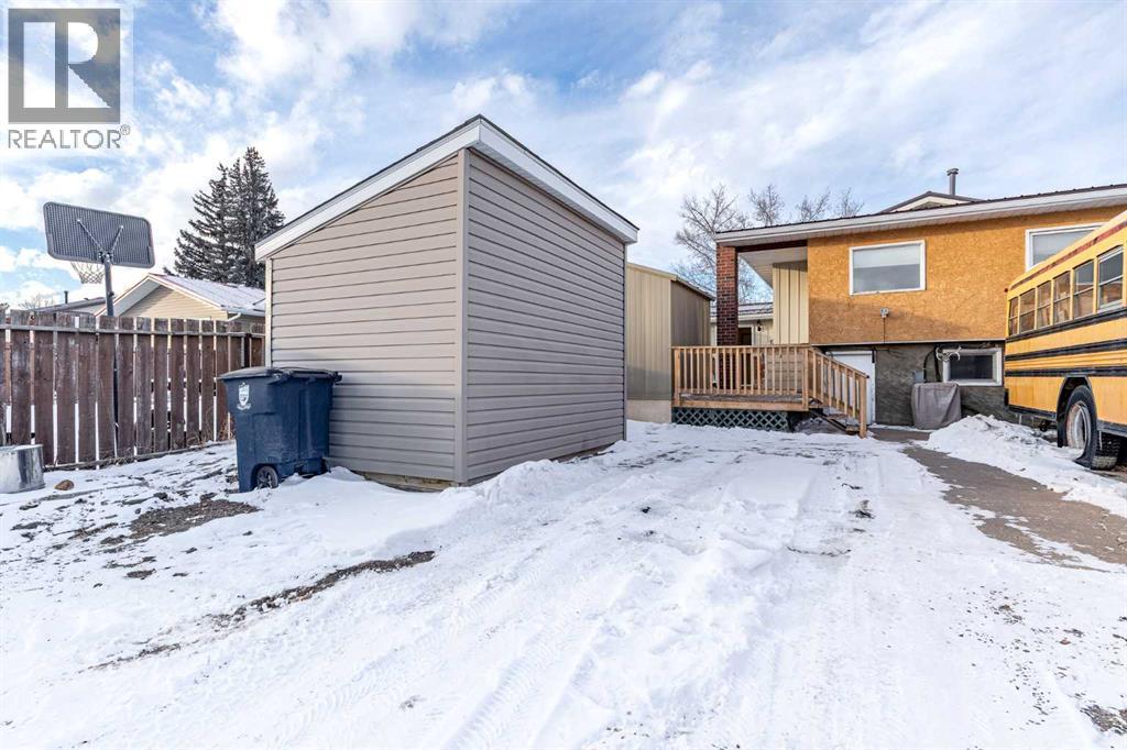 75 Royal Road E, Brooks, Alberta  T1R 0P4 - Photo 48 - A2289747