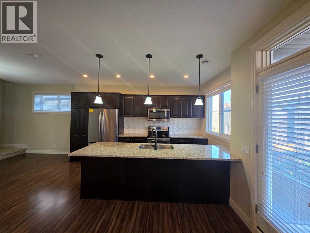 148 Savanna Walk Ne, Calgary, Alberta  T3J 0Y2 - Photo 5 - A2286660