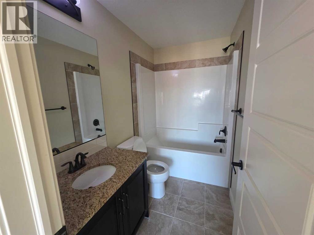 148 Savanna Walk Ne, Calgary, Alberta  T3J 0Y2 - Photo 7 - A2286660