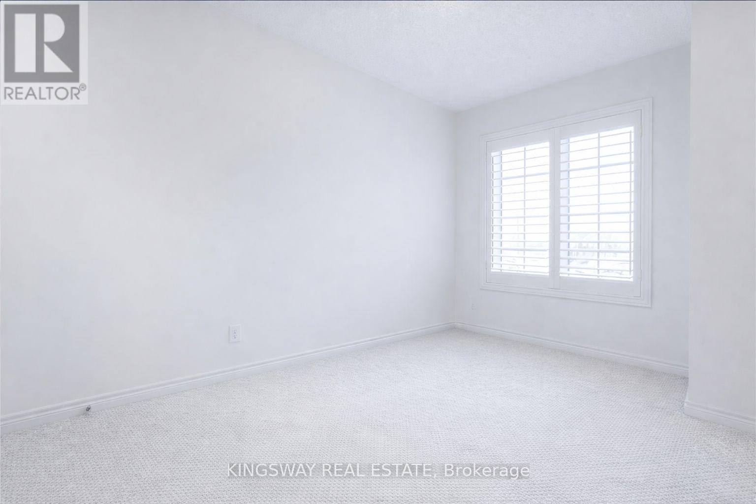 24 Narbonne Crescent, Hamilton, Ontario  L8J 0J7 - Photo 11 - X12841648