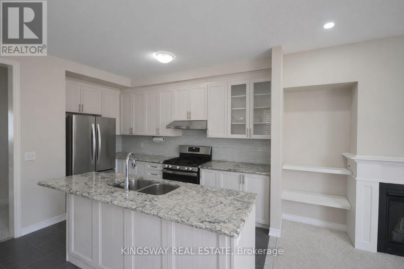 24 Narbonne Crescent, Hamilton, Ontario  L8J 0J7 - Photo 7 - X12841648