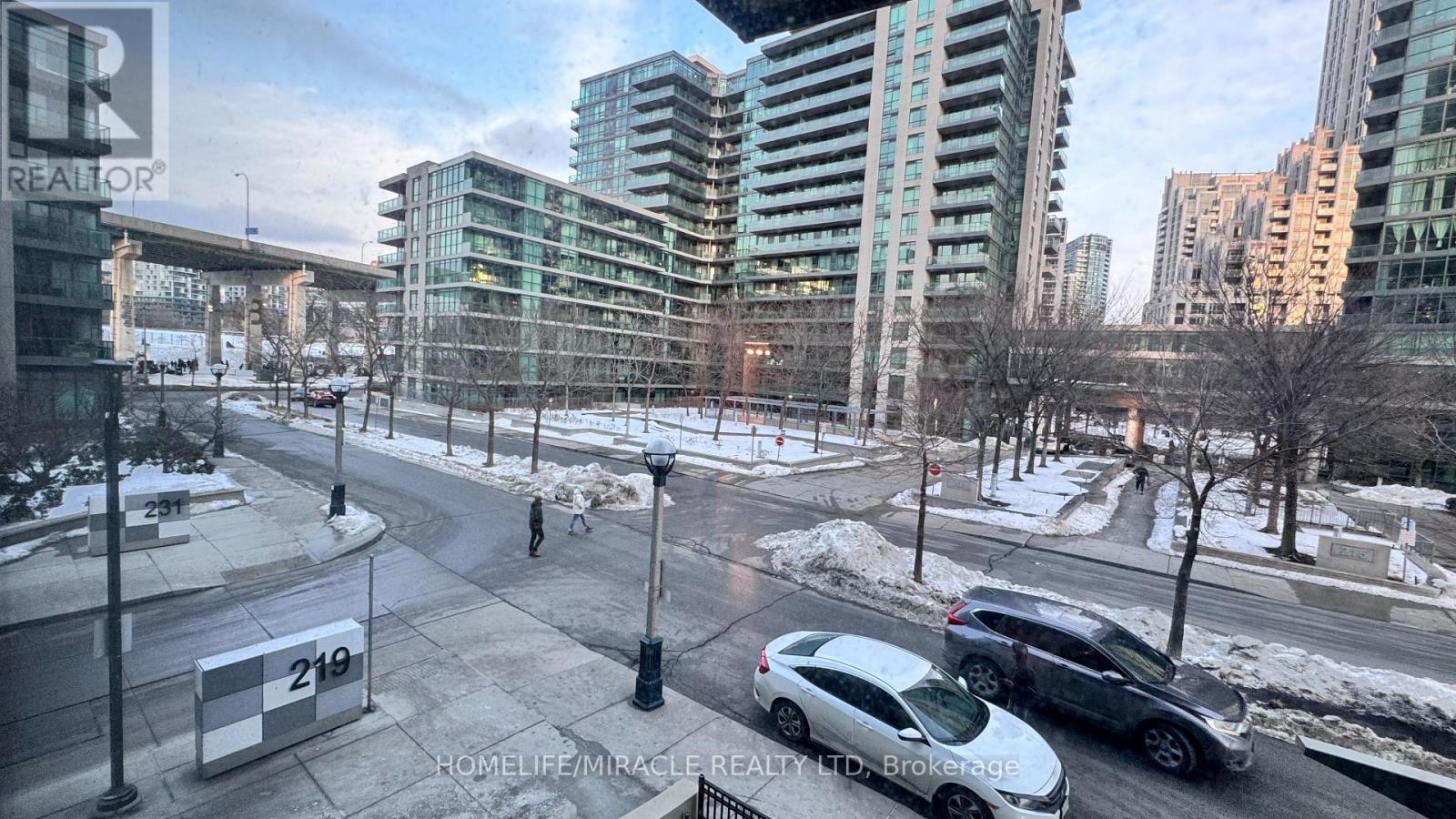 203 - 219 Fort York Boulevard, Toronto, Ontario  M5V 1B1 - Photo 30 - C12684076