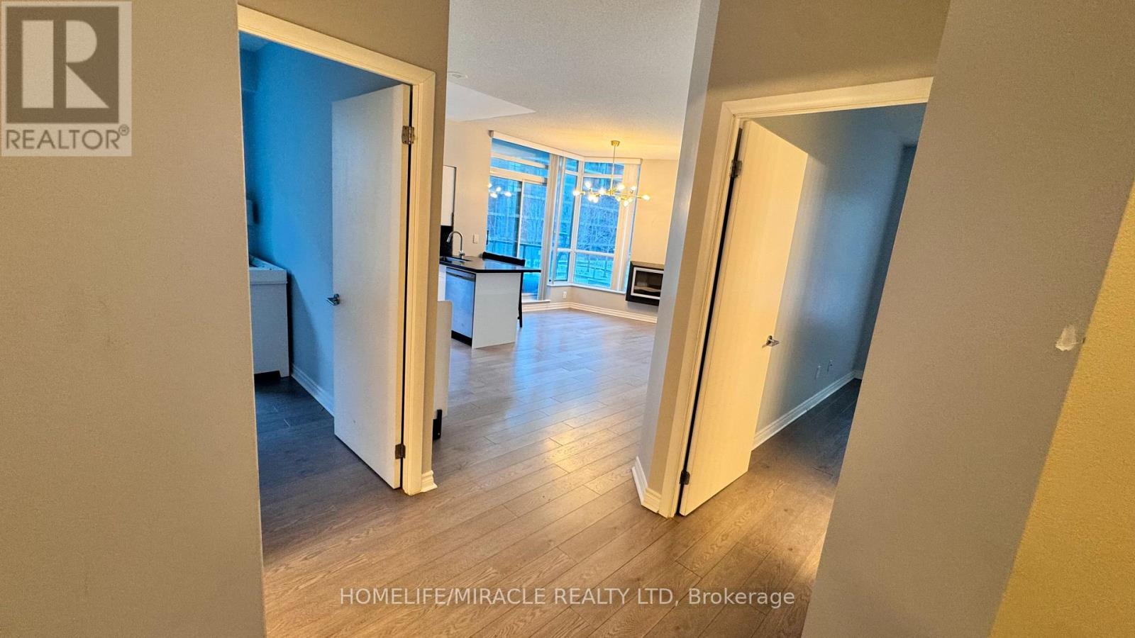 203 - 219 Fort York Boulevard, Toronto, Ontario  M5V 1B1 - Photo 31 - C12684076