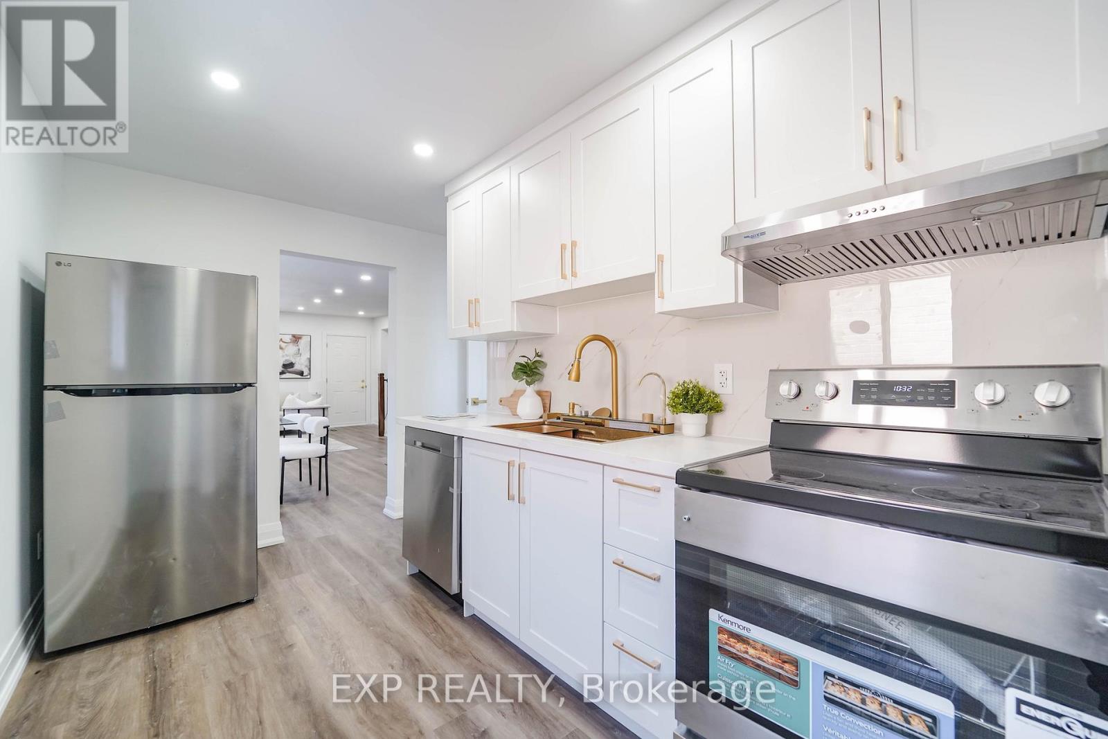 224 Aylesworth Avenue, Toronto, Ontario  M1N 2J6 - Photo 11 - E12839138