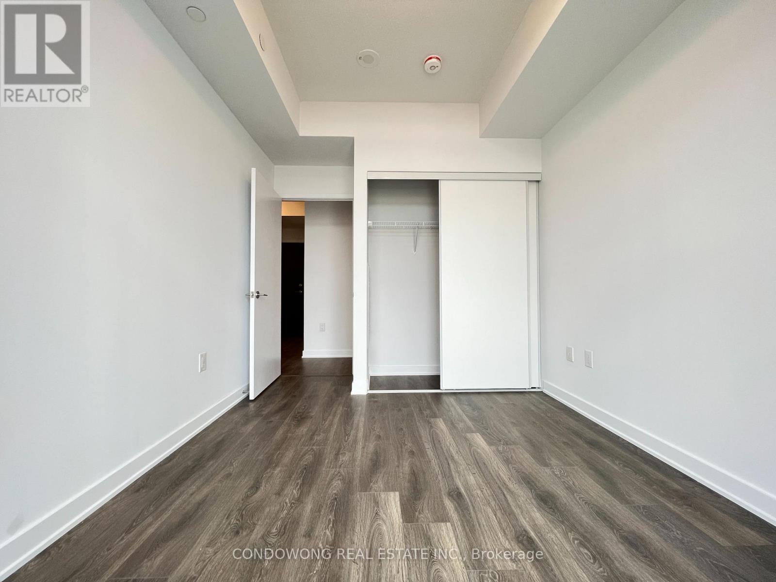 908 - 60 Honeycrisp Crescent, Vaughan, Ontario  L4K 0N5 - Photo 5 - N12740852