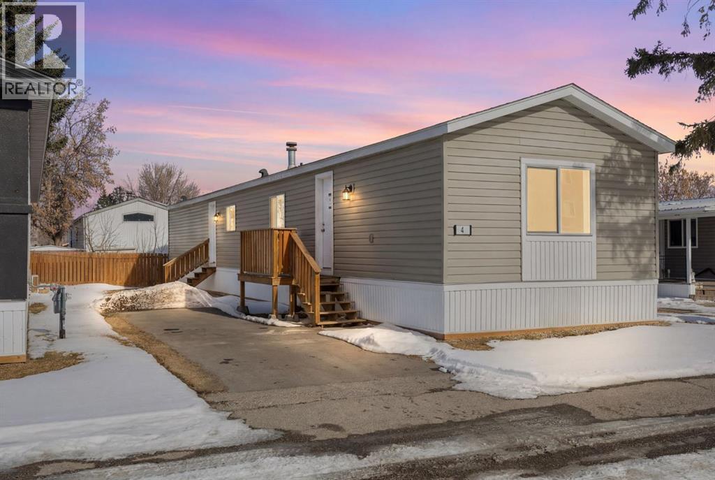 4, 6220 17 Avenue Se, Calgary, Alberta  T2A 0W6 - Photo 2 - A2241688