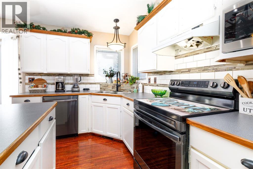 13 Fawn Close, Sylvan Lake, Alberta  T4S 1X4 - Photo 8 - A2286499