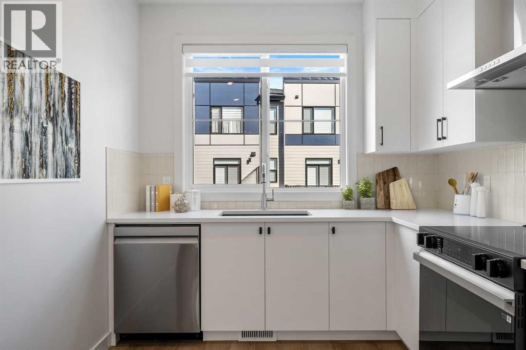 204, 550 Seton Circle Se, Calgary, Alberta  T3M 3Y8 - Photo 3 - A2285984