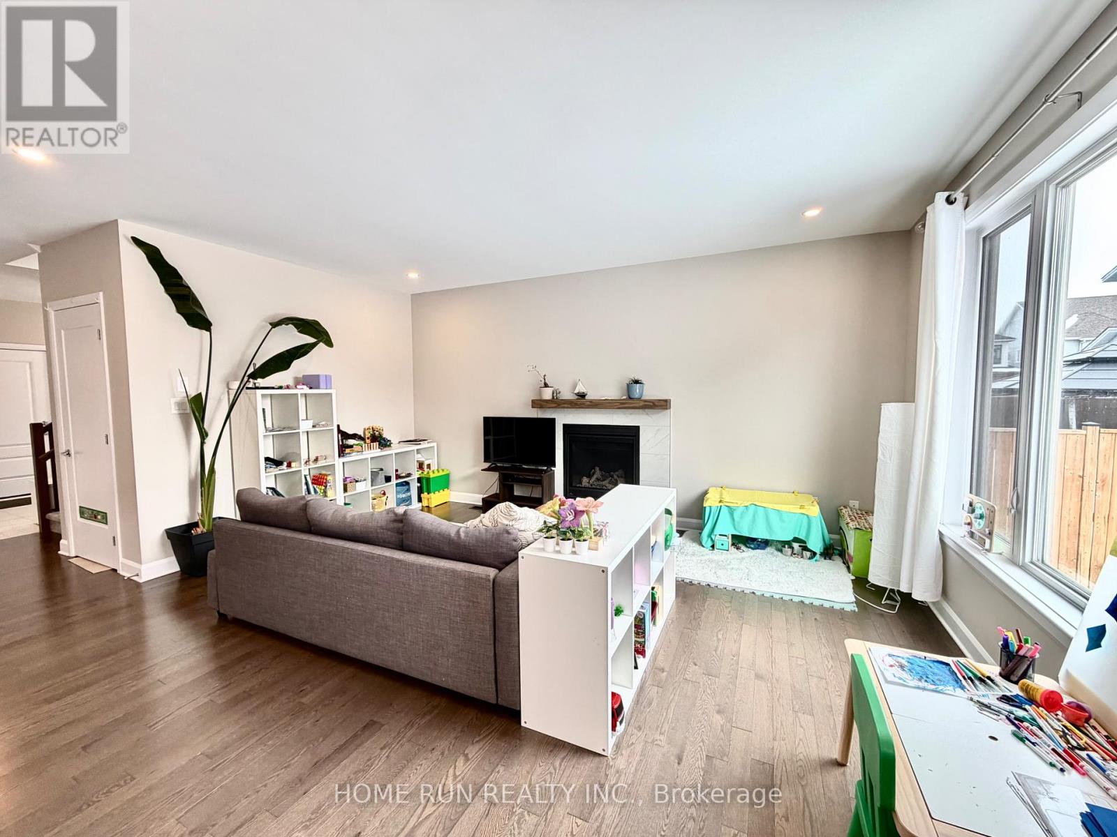 338 Barrett Farm Drive, Ottawa, Ontario  K1T 0X8 - Photo 15 - X12841682