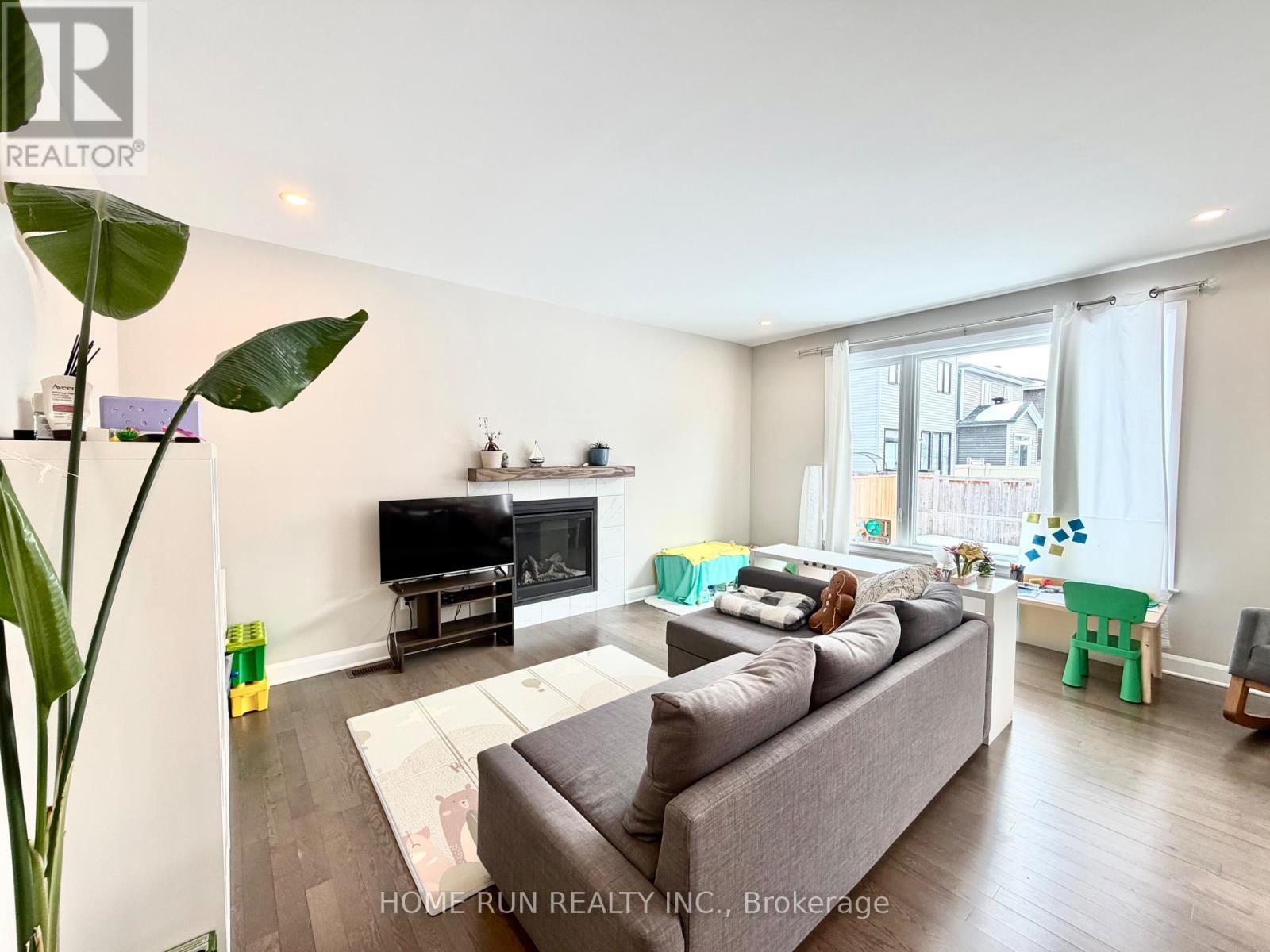 338 Barrett Farm Drive, Ottawa, Ontario  K1T 0X8 - Photo 16 - X12841682