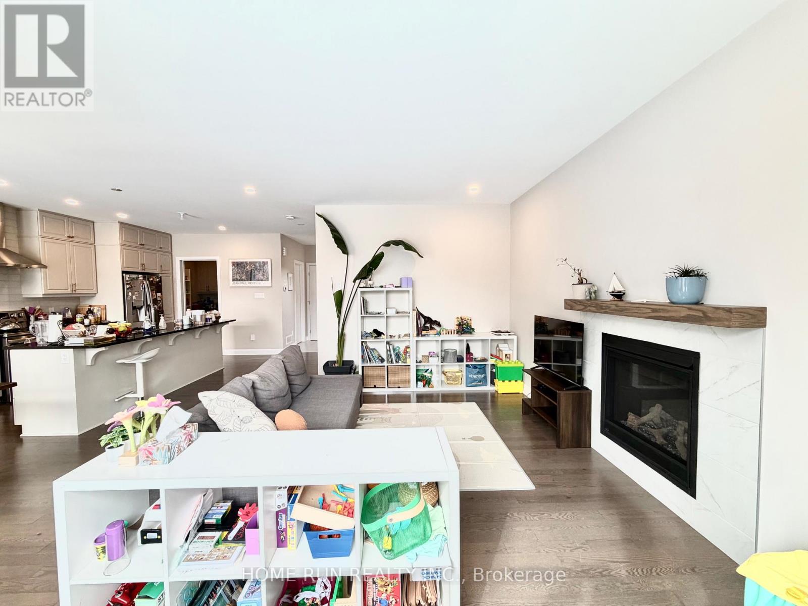 338 Barrett Farm Drive, Ottawa, Ontario  K1T 0X8 - Photo 18 - X12841682