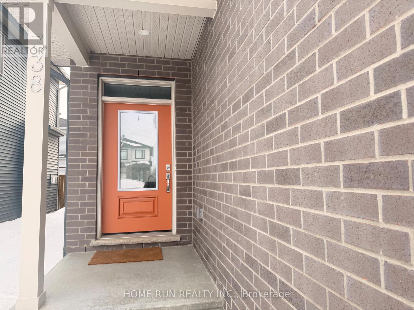 338 Barrett Farm Drive, Ottawa, Ontario  K1T 0X8 - Photo 3 - X12841682