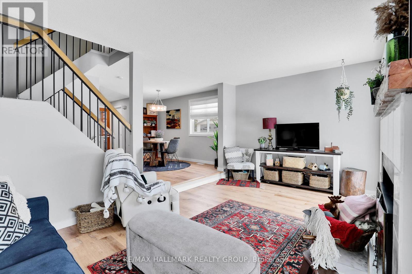 88 Homestead Street, Ottawa, Ontario  K2E 7N6 - Photo 7 - X12841734