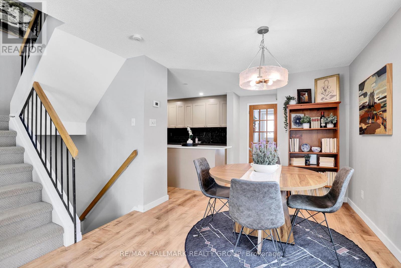 88 Homestead Street, Ottawa, Ontario  K2E 7N6 - Photo 8 - X12841734