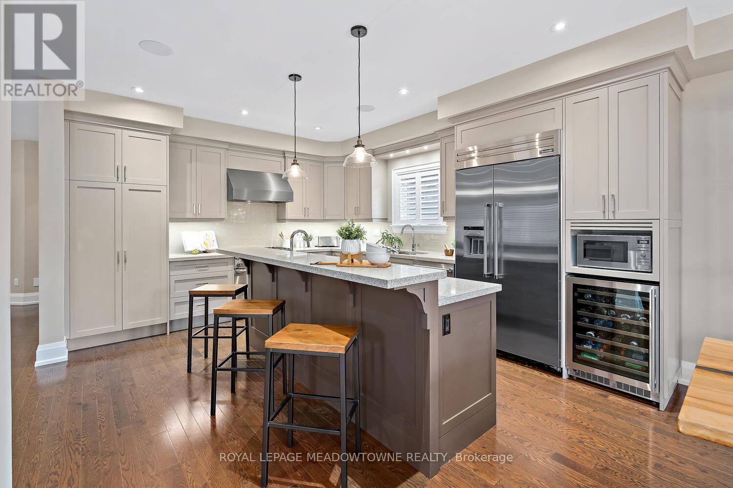 65 Foxtail Court, Halton Hills, Ontario  L7G 0G3 - Photo 12 - W12841600