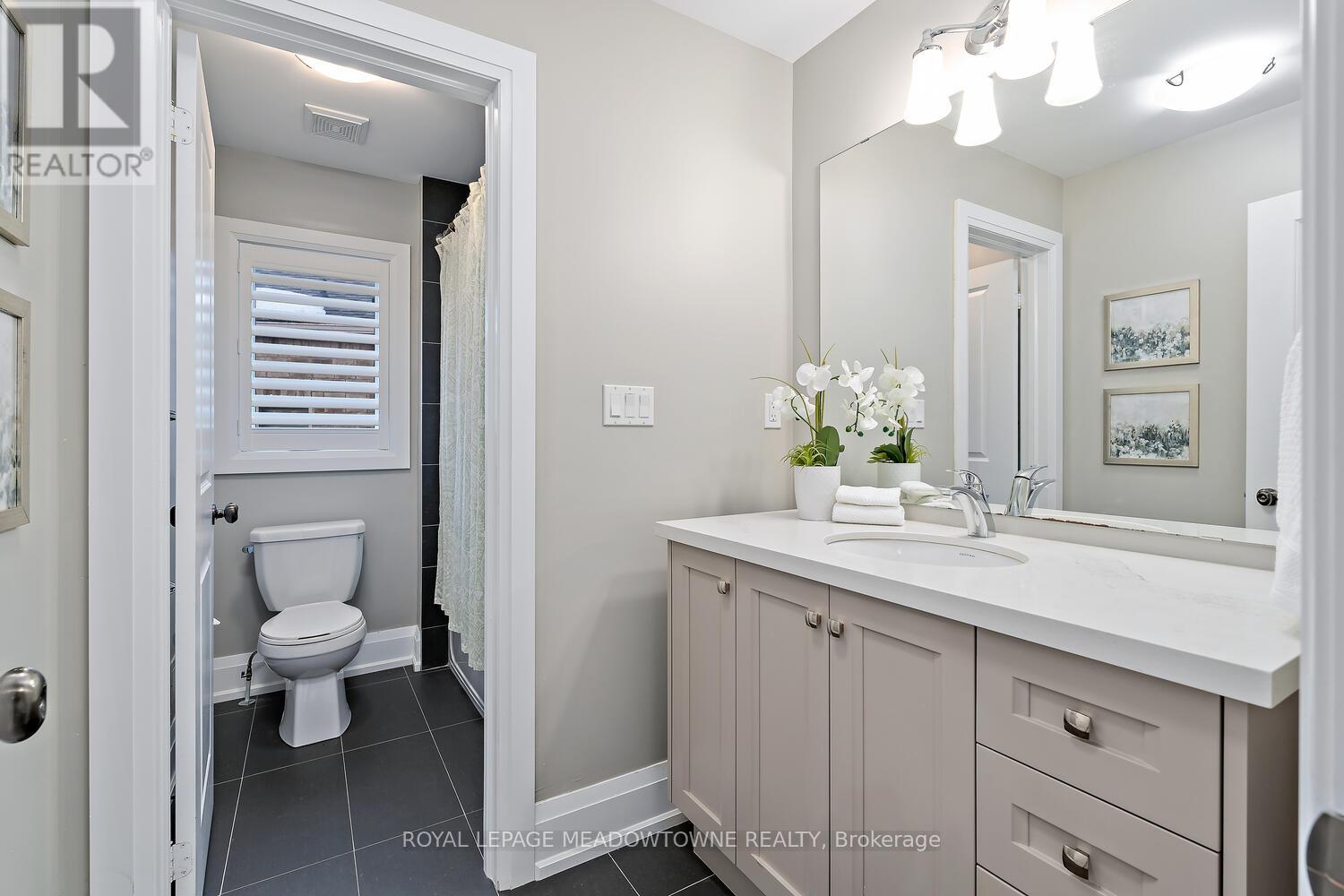 65 Foxtail Court, Halton Hills, Ontario  L7G 0G3 - Photo 32 - W12841600