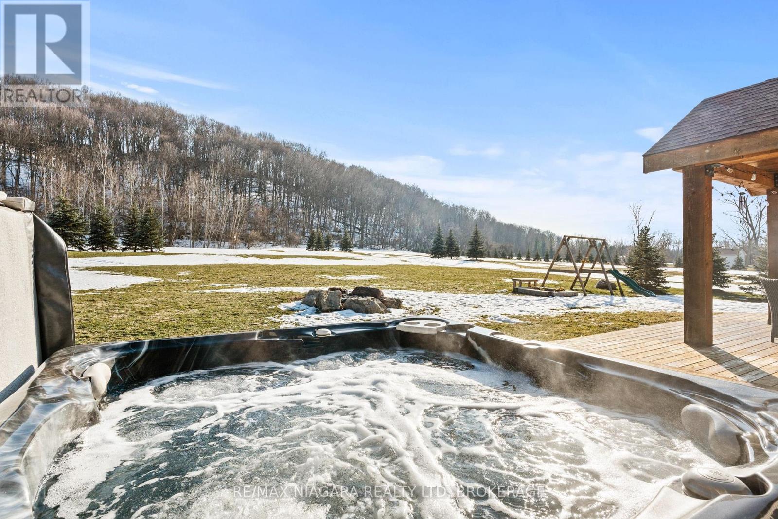 1559 York Road, Niagara-On-The-Lake, Ontario  L0S 1P0 - Photo 5 - X12841752