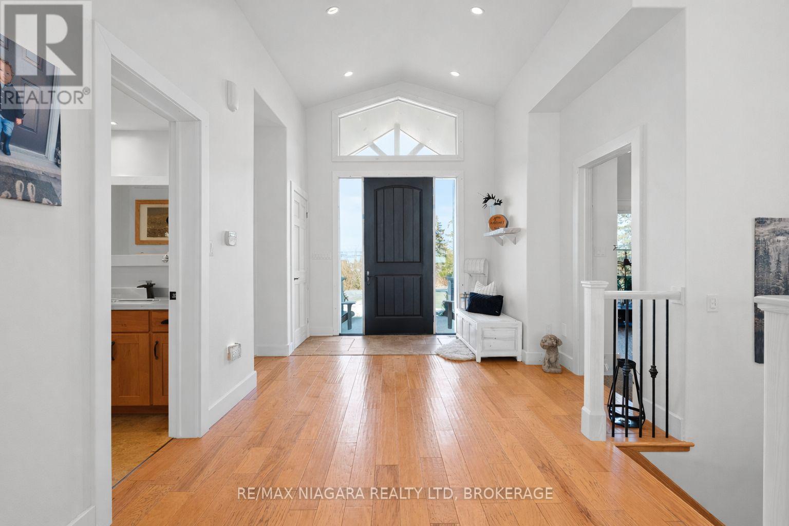 1559 York Road, Niagara-On-The-Lake, Ontario  L0S 1P0 - Photo 7 - X12841752