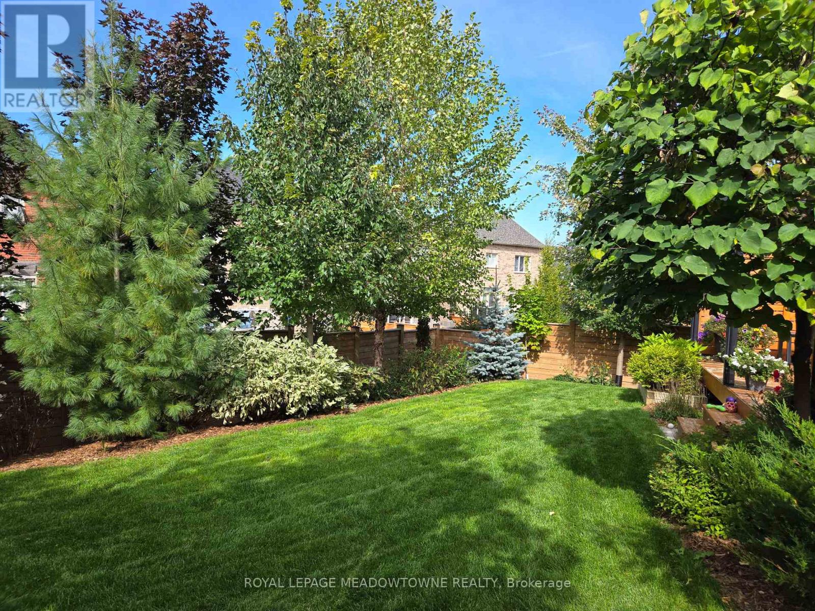 65 Foxtail Court, Halton Hills, Ontario  L7G 0G3 - Photo 44 - W12841600