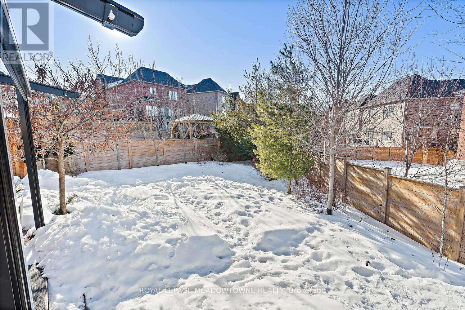 65 Foxtail Court, Halton Hills, Ontario  L7G 0G3 - Photo 42 - W12841600