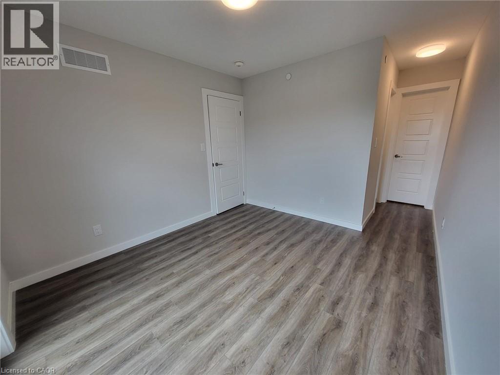 118 Gravel Ridge Trail Unit# D04, Kitchener, Ontario  N2E 0B8 - Photo 10 - 40809154