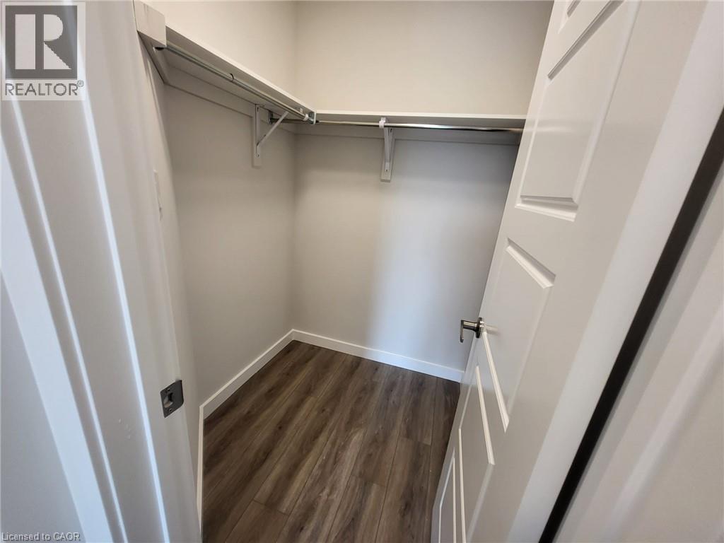 118 Gravel Ridge Trail Unit# D04, Kitchener, Ontario  N2E 0B8 - Photo 3 - 40809154