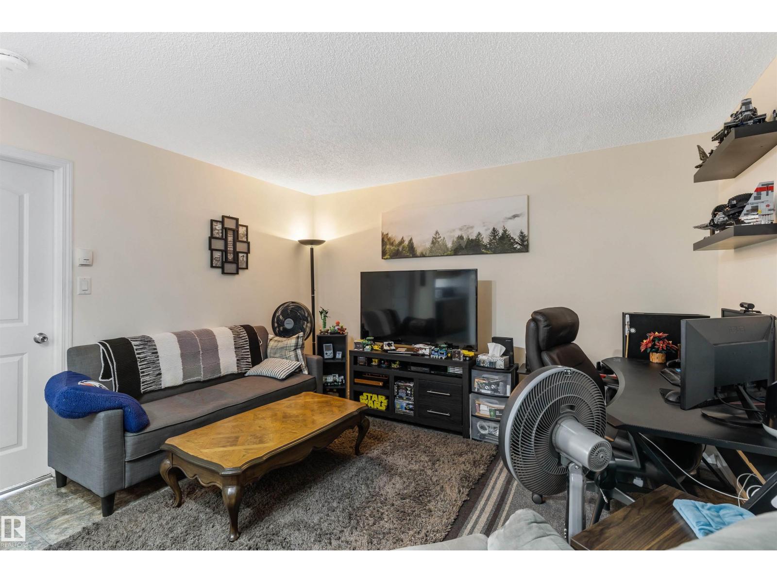 #209 9910 107 St, Morinville, Alberta  T8R 0A3 - Photo 3 - E4475674