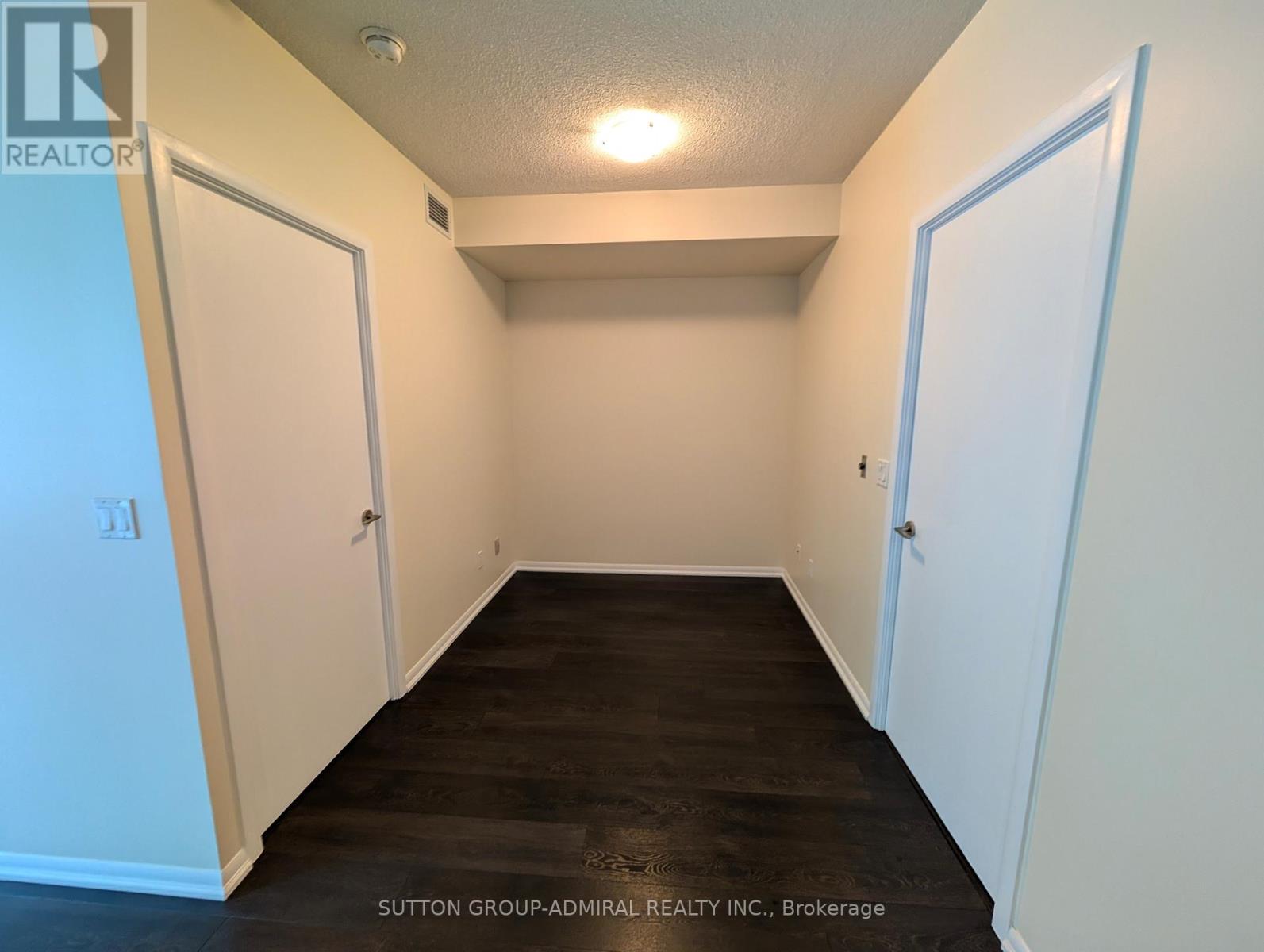 221 - 215 Fort York Boulevard, Toronto, Ontario  M5V 4A2 - Photo 10 - C12841678