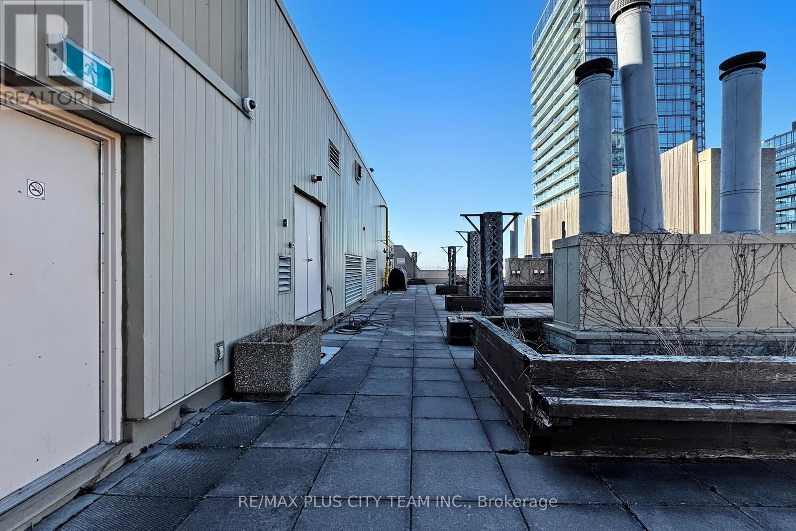 1105 - 25 Grenville Street, Toronto, Ontario  M4Y 2X5 - Photo 35 - C12841684