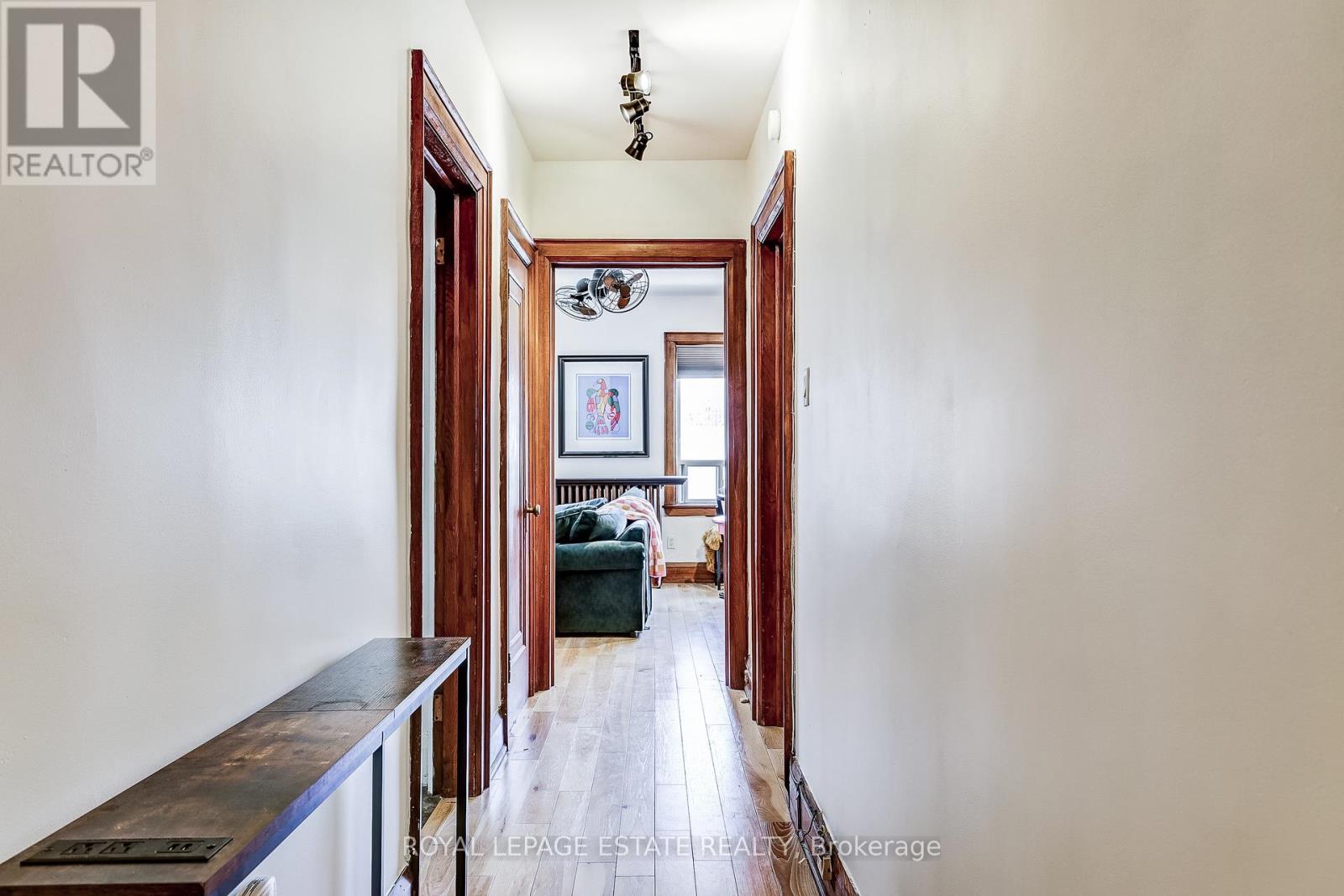 6 - 922 Bathurst Street, Toronto, Ontario  M5R 3G5 - Photo 4 - C12841750