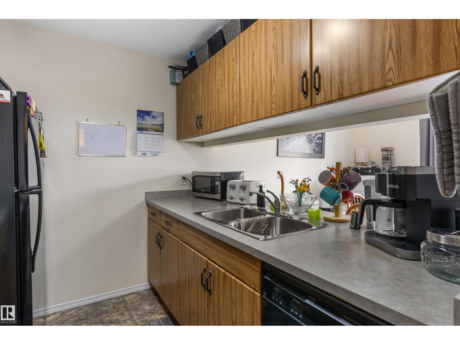 #209 9910 107 St, Morinville, Alberta  T8R 0A3 - Photo 8 - E4475674