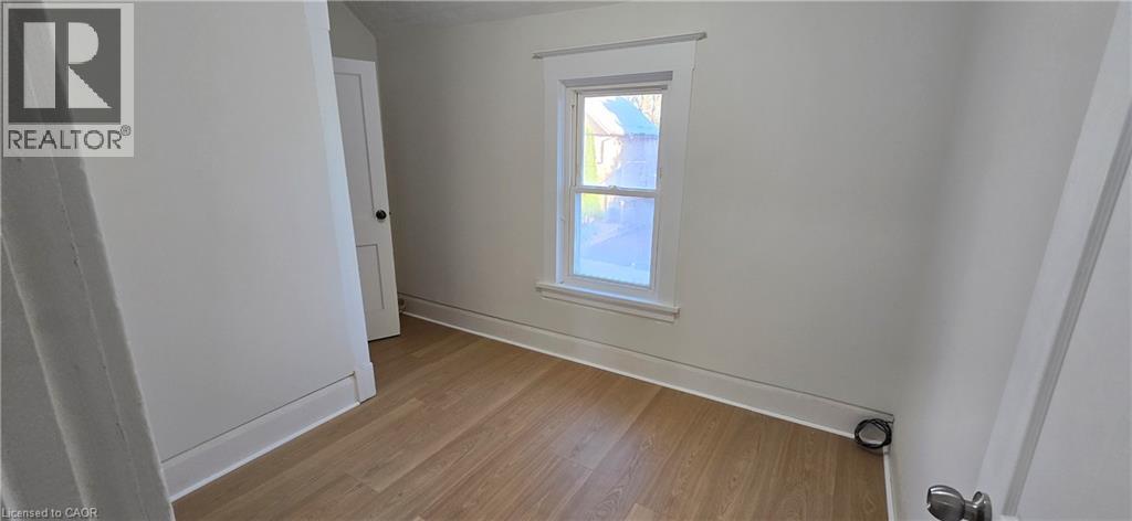 42 Madison Avenue N Unit# Upper (2), Kitchener, Ontario  N2H 3B9 - Photo 19 - 40809200