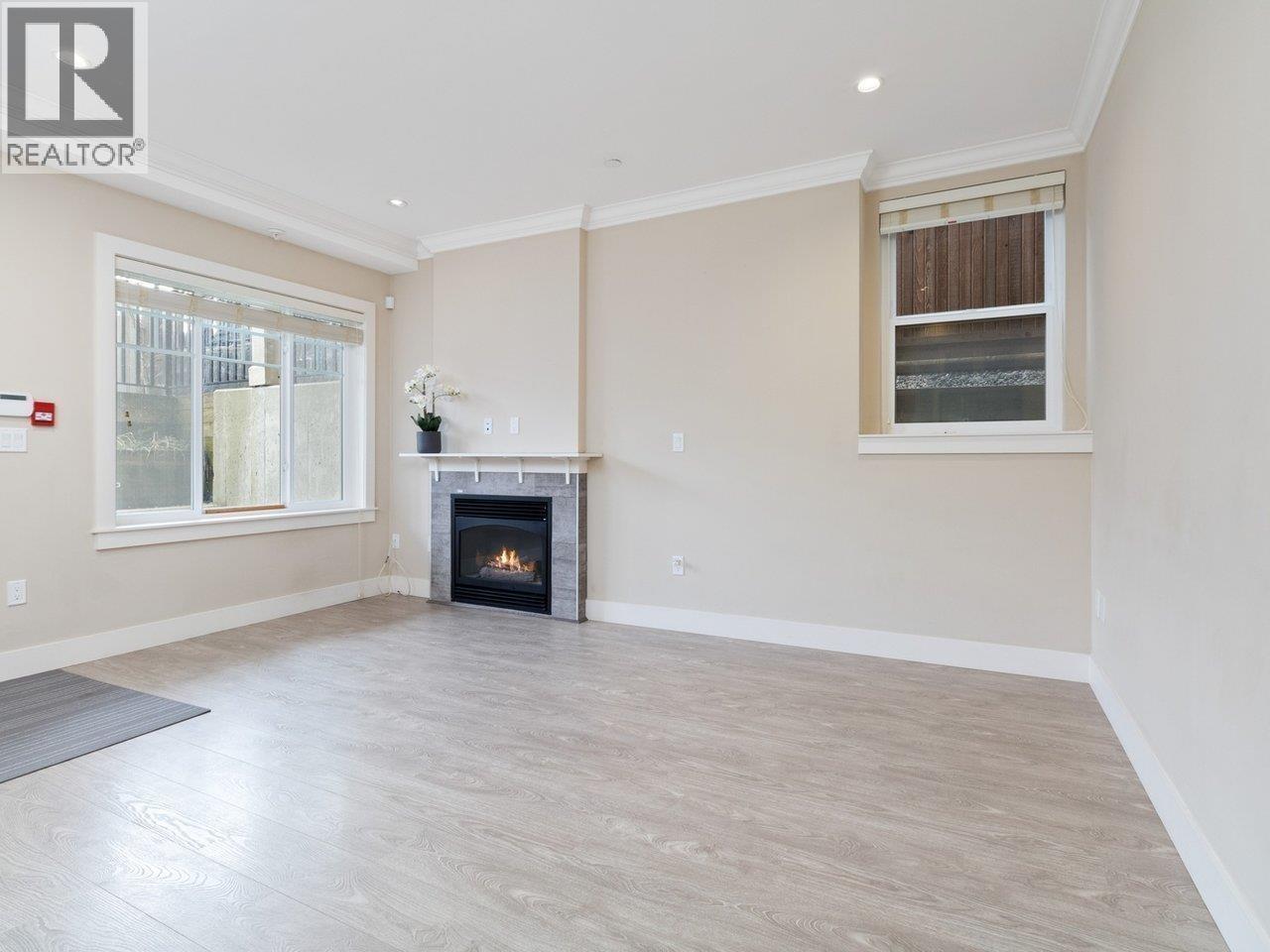 102 4577 Slocan Street, Vancouver, British Columbia  V5R 1Z8 - Photo 2 - R3093257