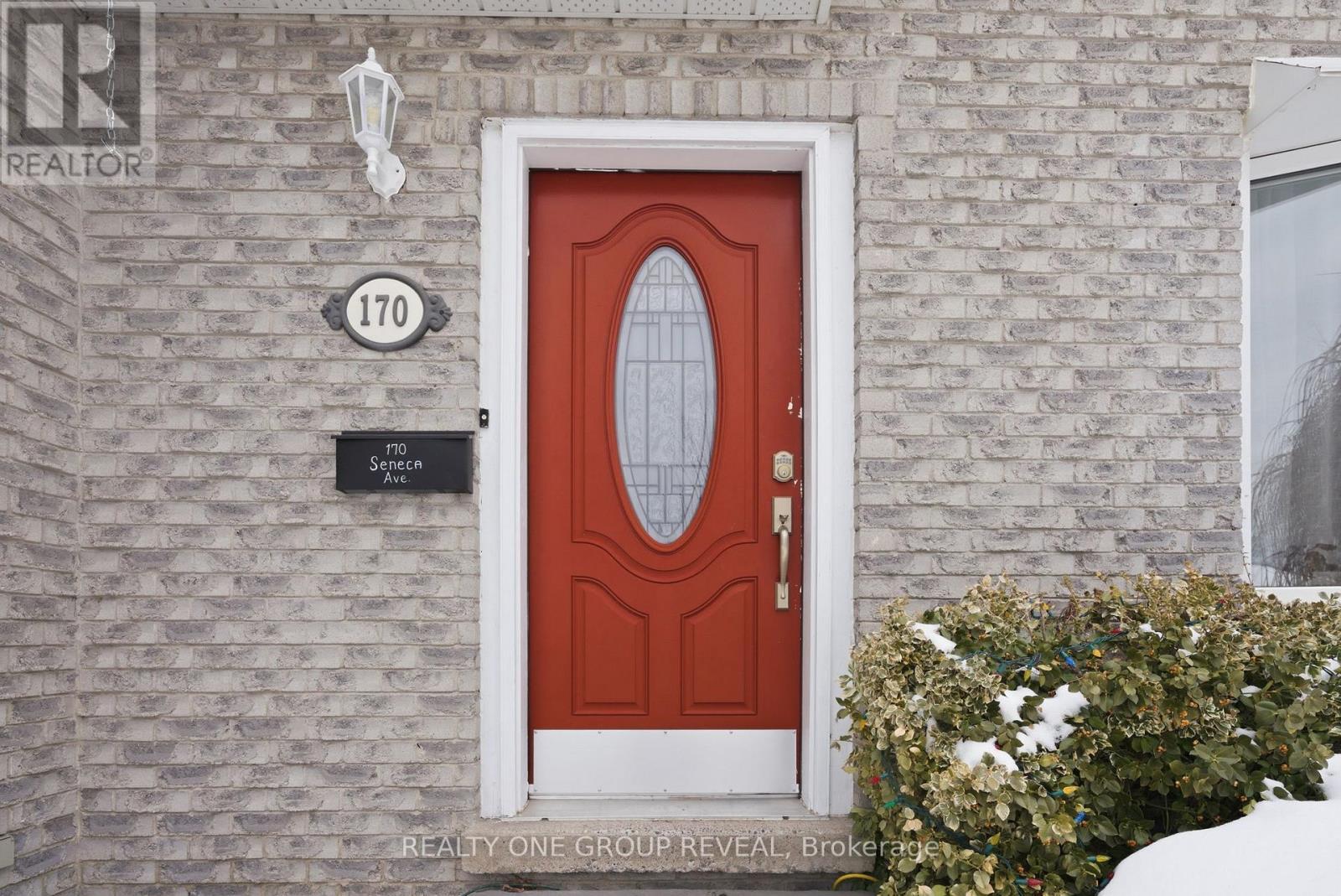 170 Seneca Avenue, Oshawa, Ontario  L1G 7S6 - Photo 6 - E12841714