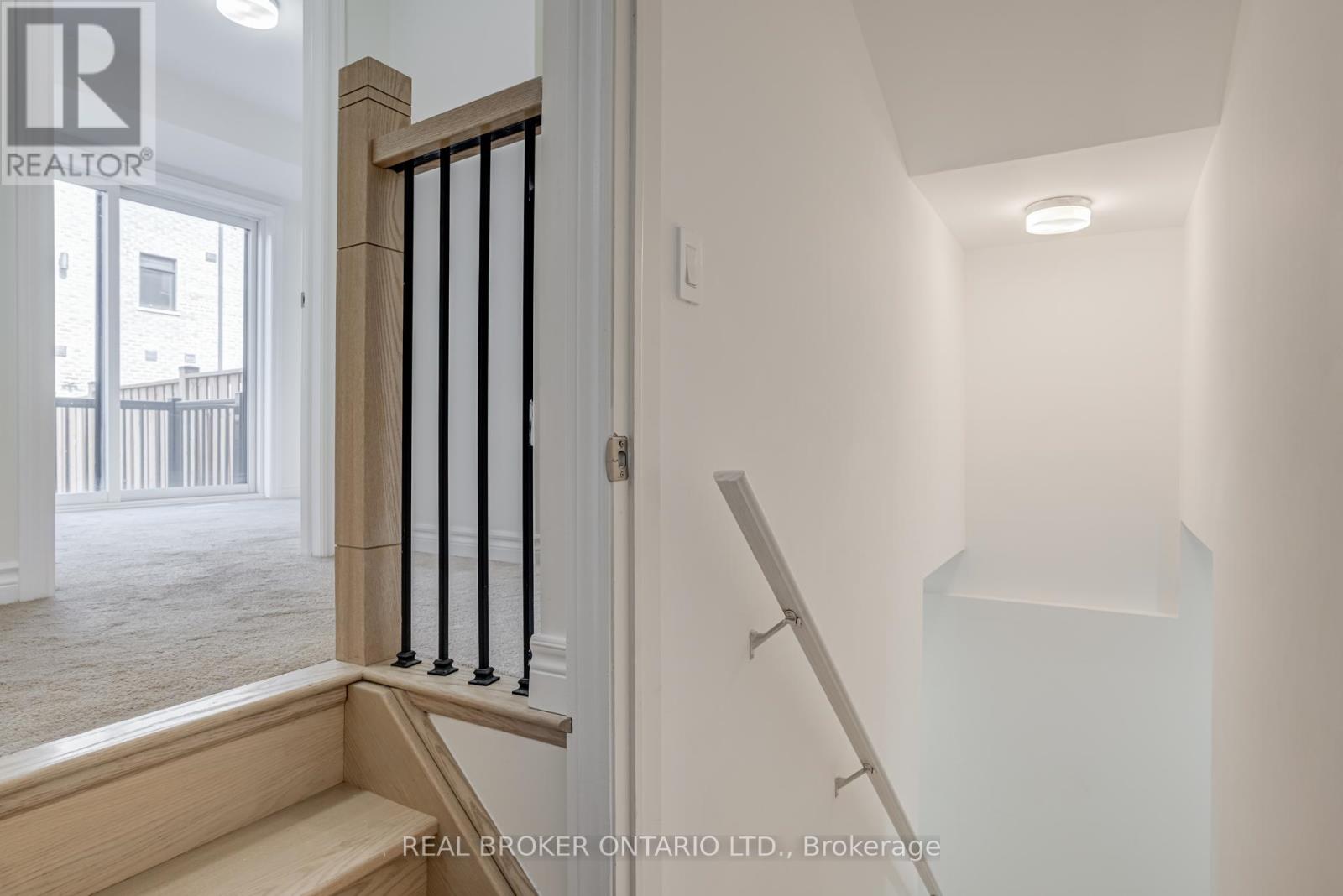 1371 Gull Crossing, Pickering, Ontario  L1W 1R8 - Photo 15 - E12841720