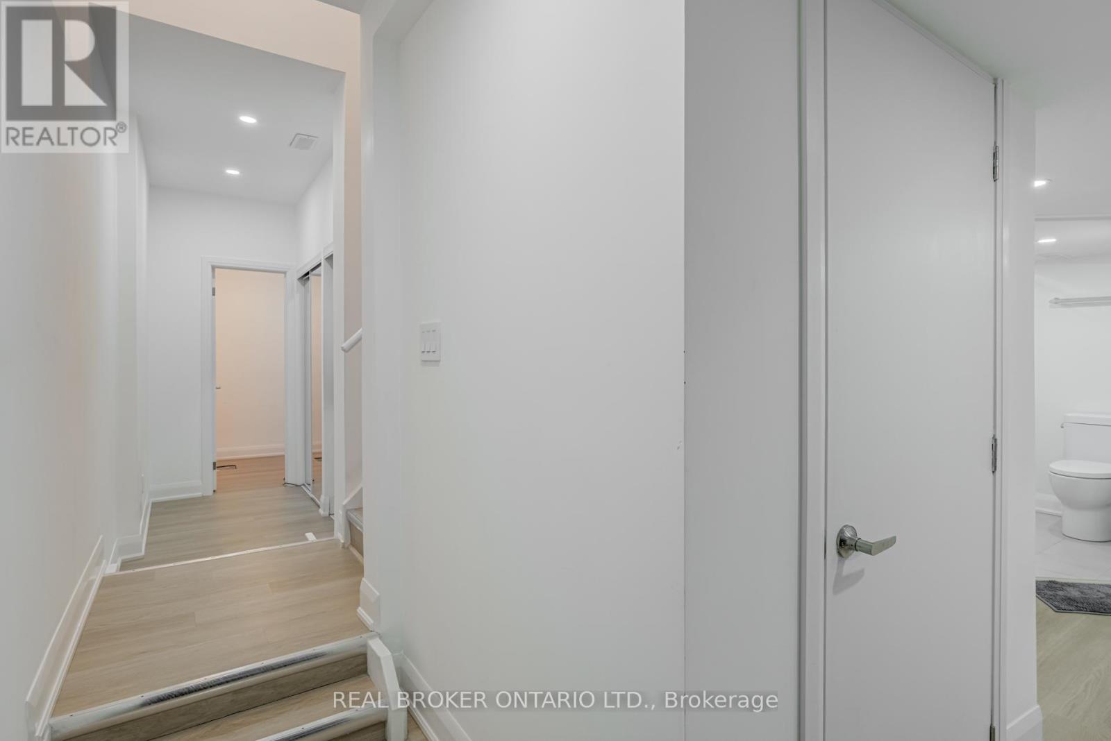 1371 Gull Crossing, Pickering, Ontario  L1W 1R8 - Photo 18 - E12841720